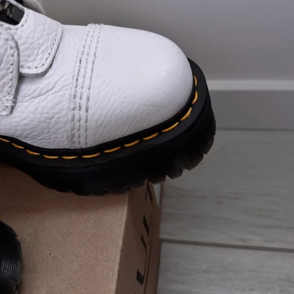 Dr. Martens Sinclair Platform Bootie (white) - Picture 4 of 9